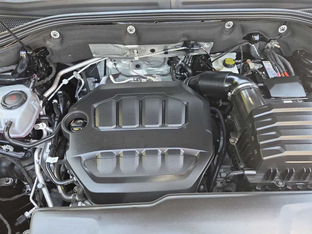 2025 Volkswagen Atlas SE w/Tech - Photo 35