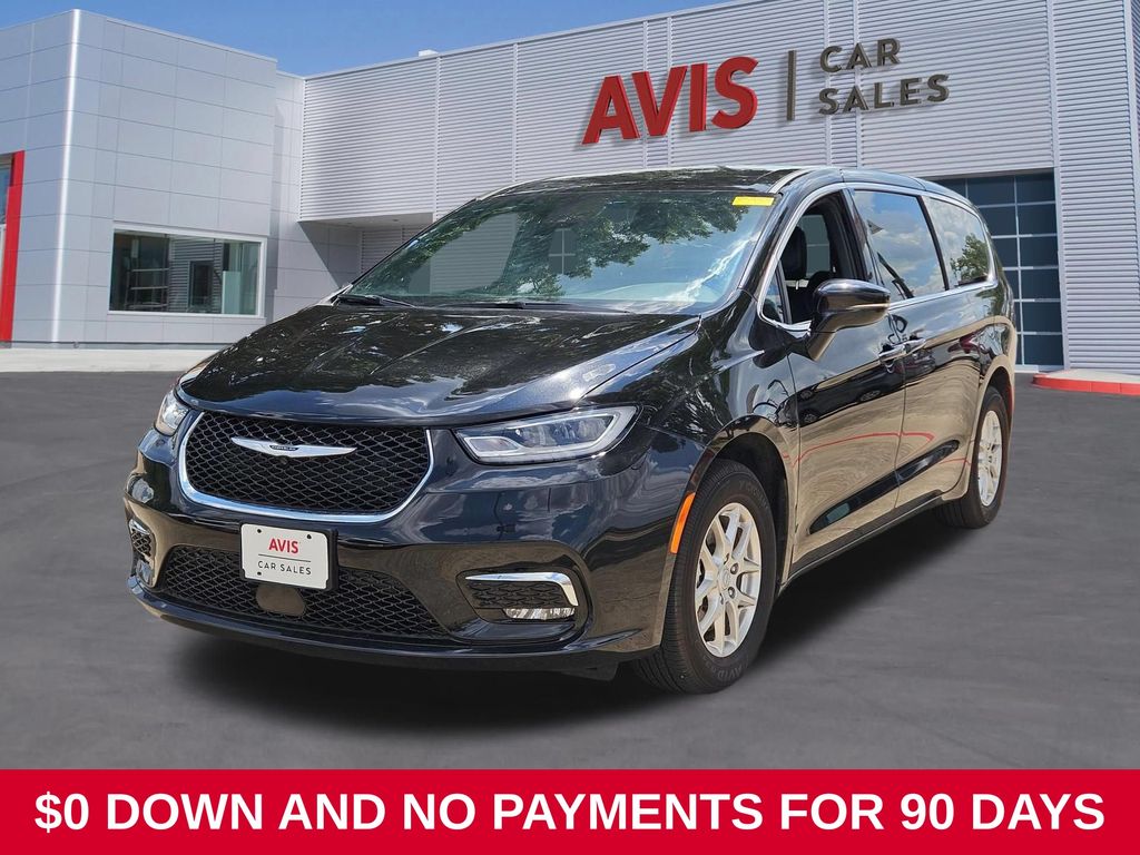 Thumbnail: 2025 Chrysler Pacifica - 1