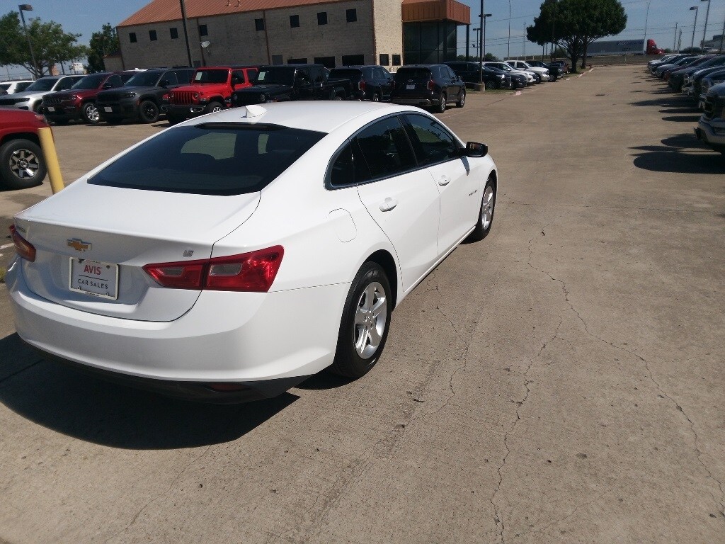 Thumbnail: 2023 Chevrolet Malibu - 6