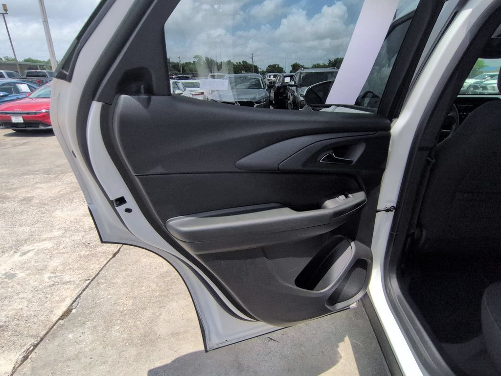 2025 Chevrolet Trailblazer LT - Photo 26