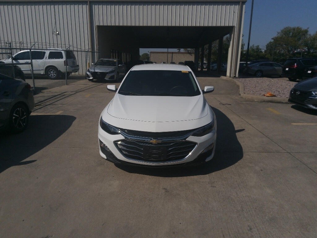 Used 2023 Chevrolet Malibu For Sale at AVIS Car Sales VIN