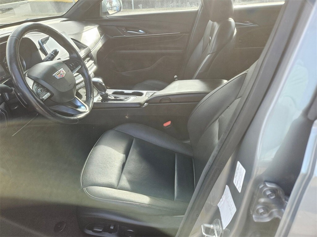 Thumbnail: 2023 Cadillac CT4 - 11