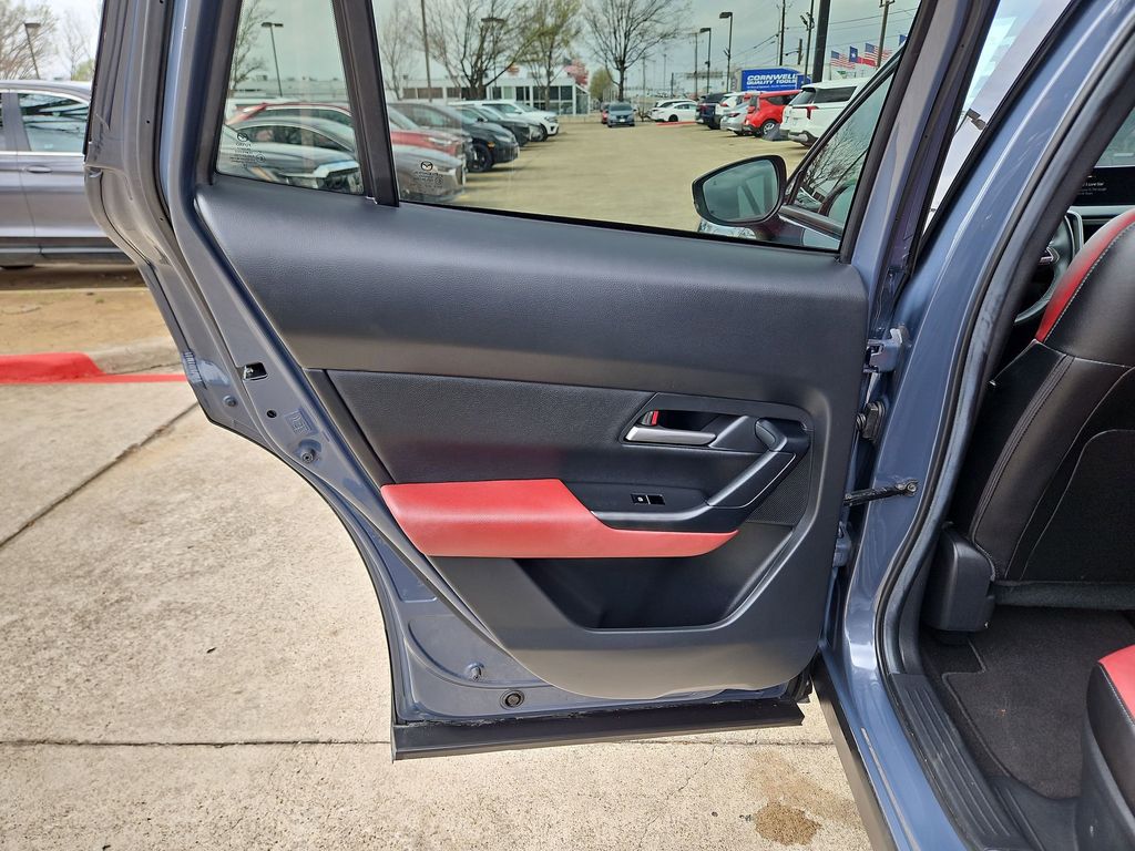 Thumbnail: 2025 Mazda CX-50 - 26