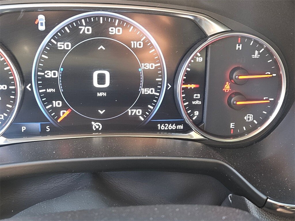 Thumbnail: 2025 Chevrolet Blazer - 18