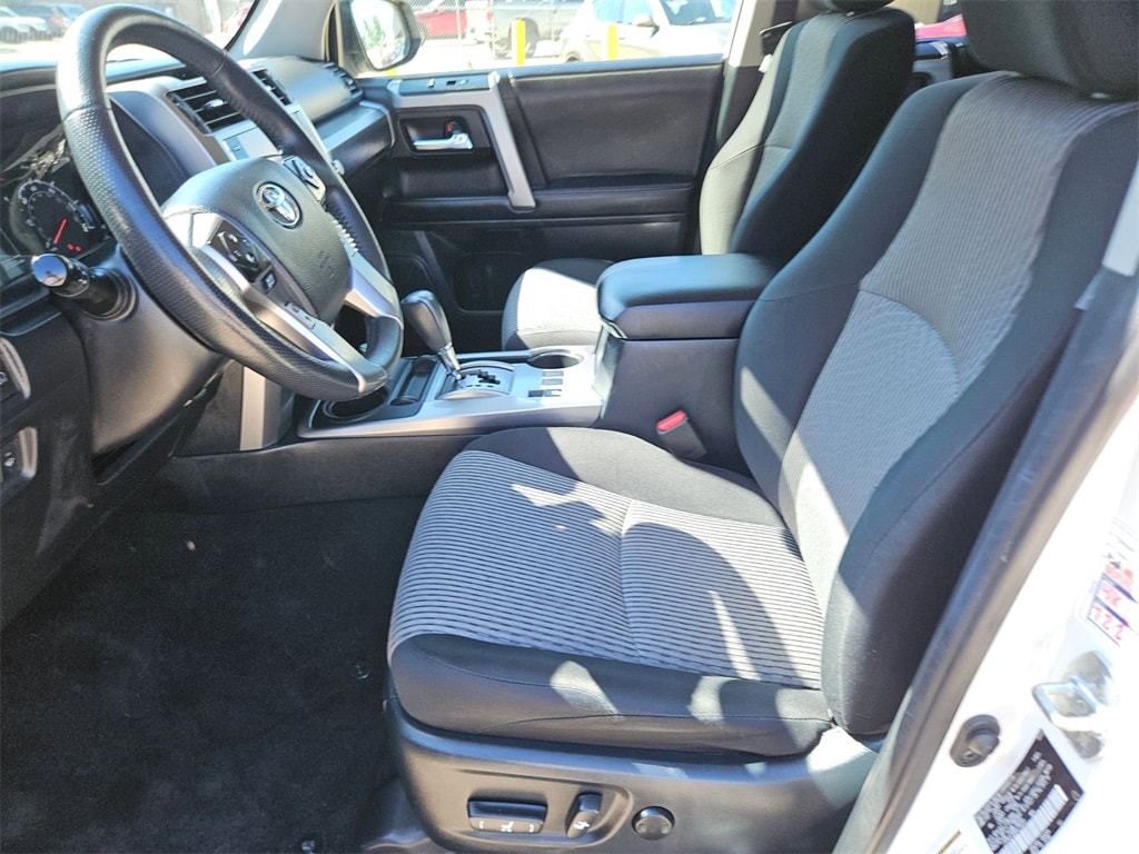 Thumbnail: 2024 Toyota 4Runner - 14