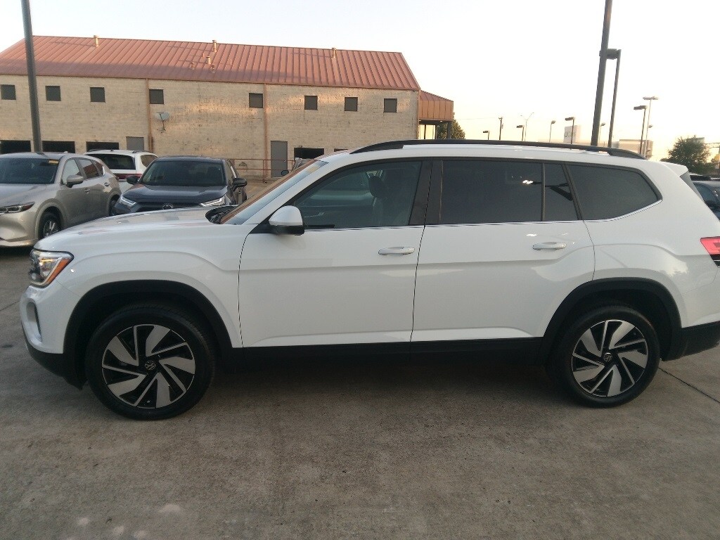 Thumbnail: 2025 Volkswagen Atlas - 4