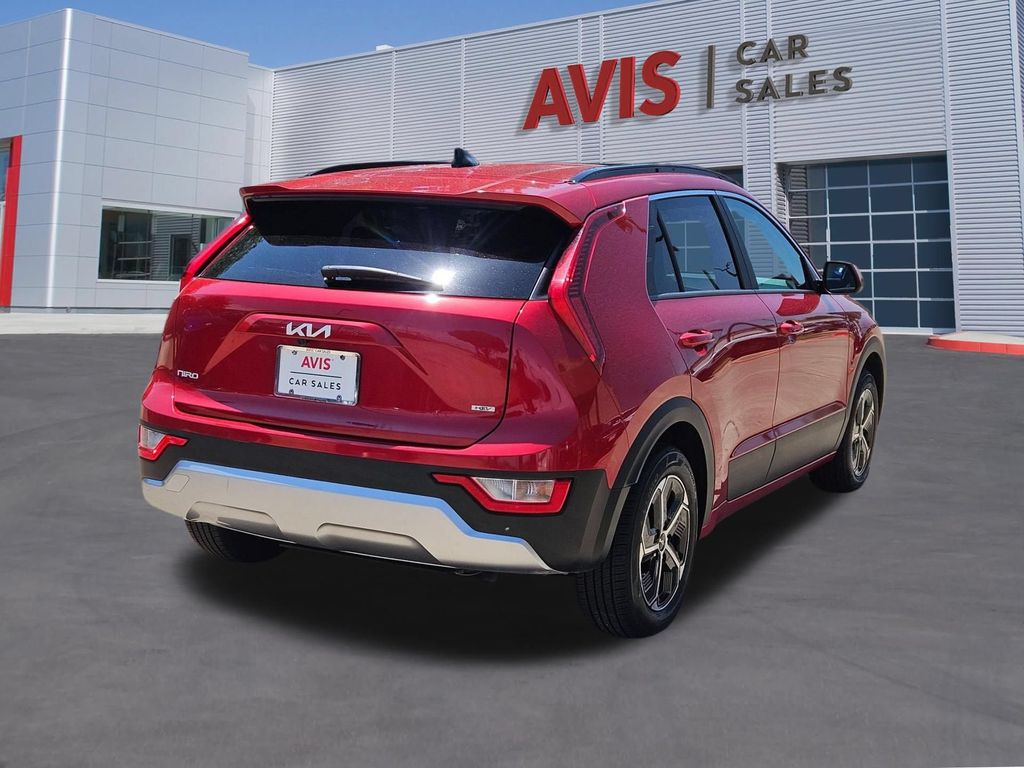 Thumbnail: 2025 Kia Niro - 6
