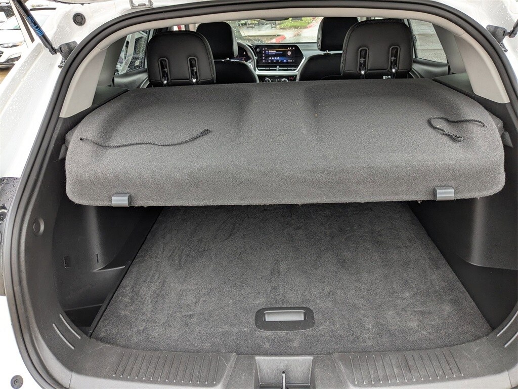 Thumbnail: 2025 Chevrolet Trax - 24