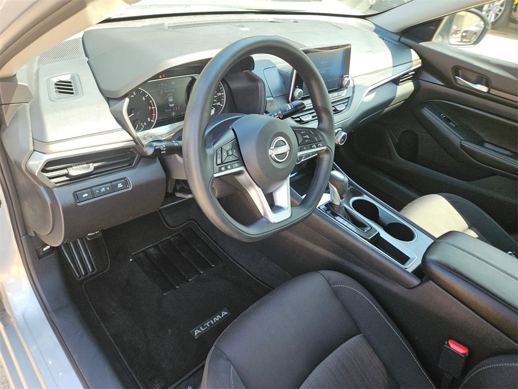 Thumbnail: 2024 Nissan Altima - 15