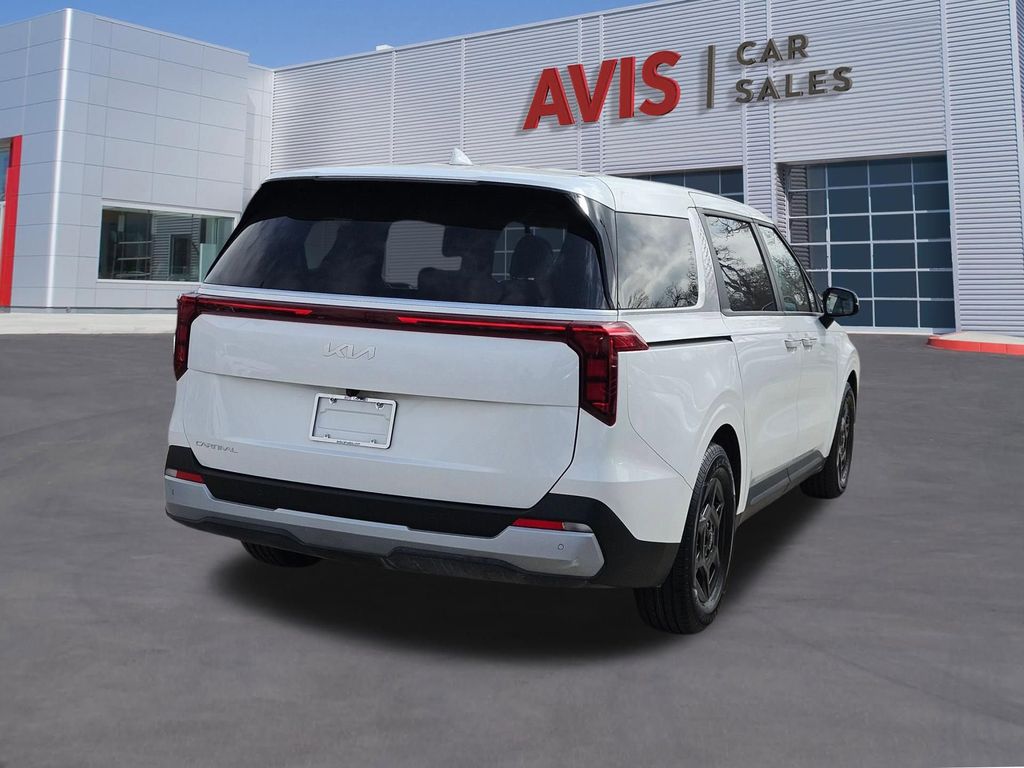 Thumbnail: 2025 Kia Carnival - 6