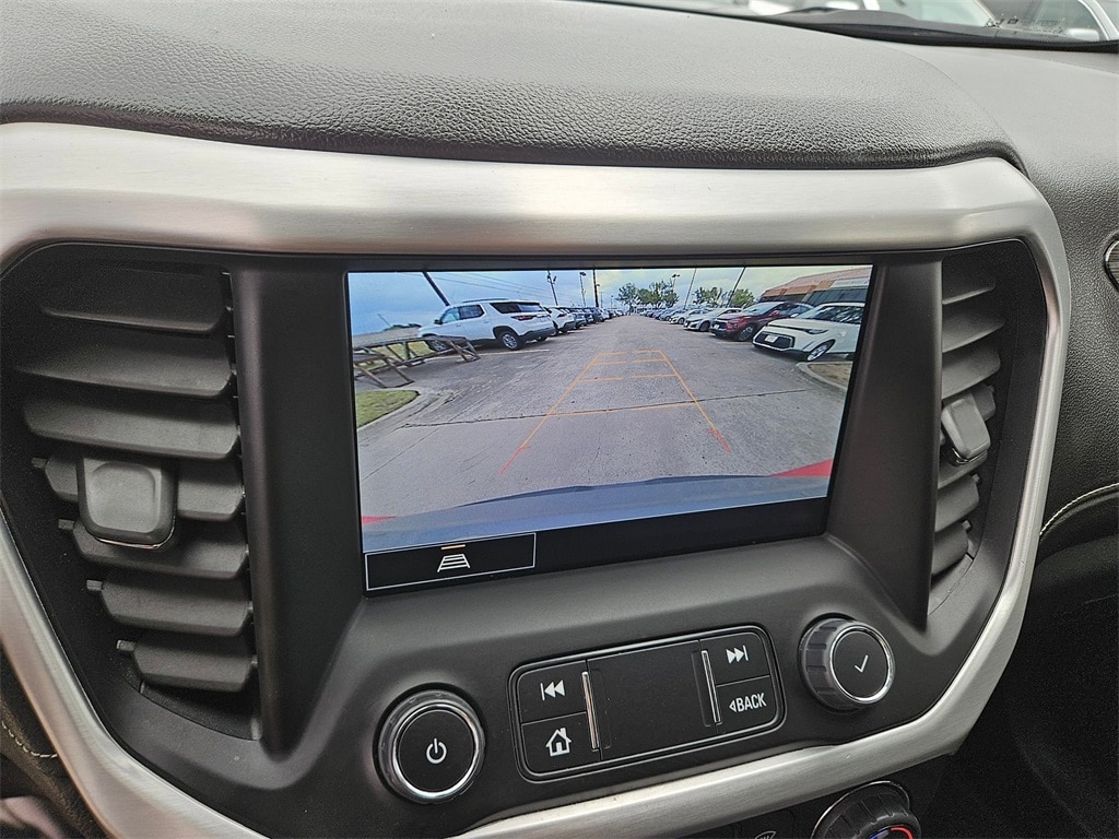 Thumbnail: 2023 GMC Acadia - 22