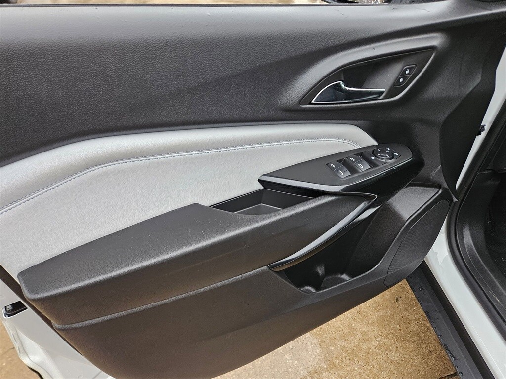 Thumbnail: 2025 Chevrolet Trax - 13