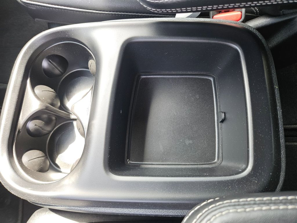 Thumbnail: 2025 Chrysler Pacifica - 29