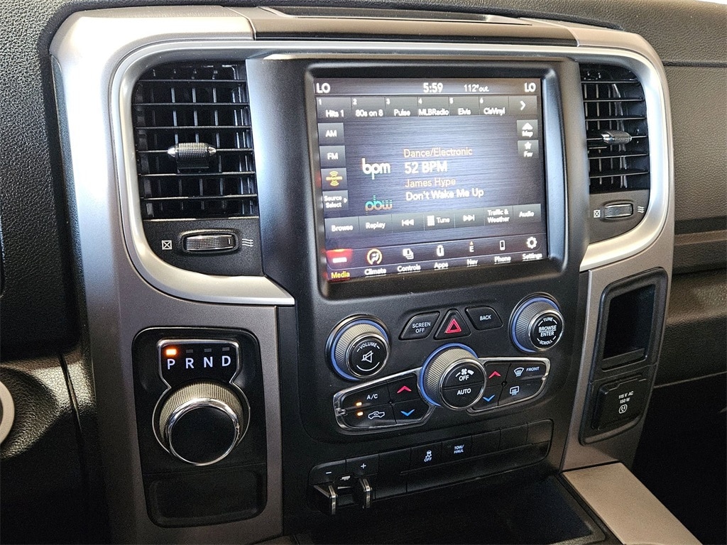 Thumbnail: 2023 RAM 1500 Classic - 17