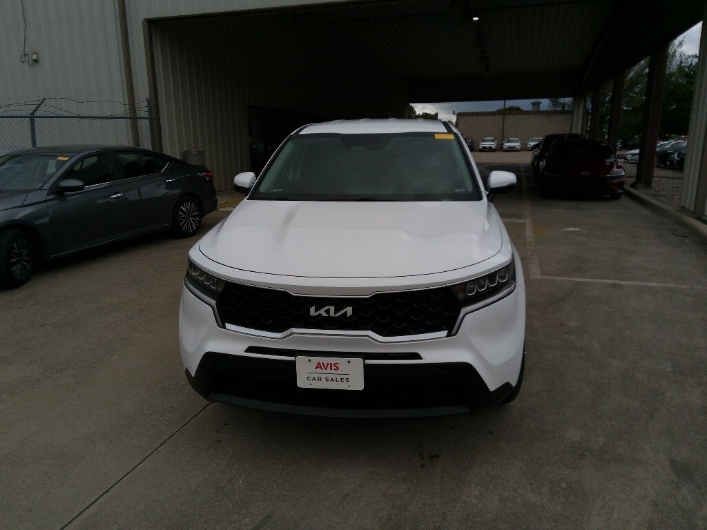 Used 2022 Kia Sorento For Sale at AVIS Car Sales VIN 5XYRGDLC2NG077910