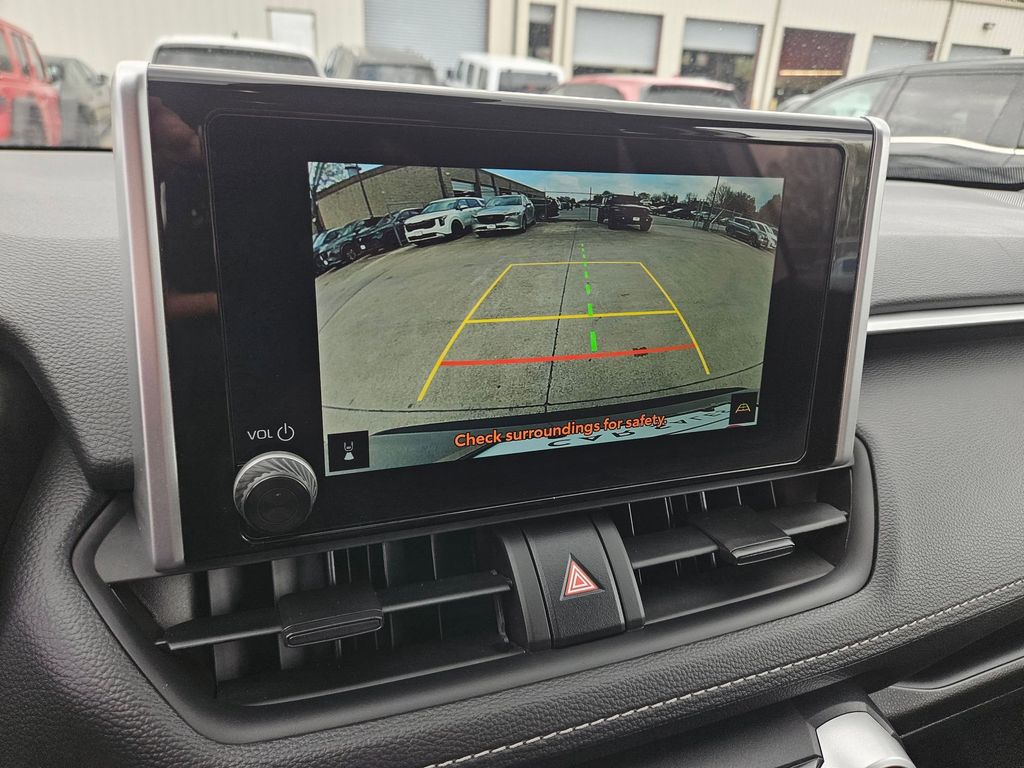 Thumbnail: 2025 Toyota RAV4 - 22