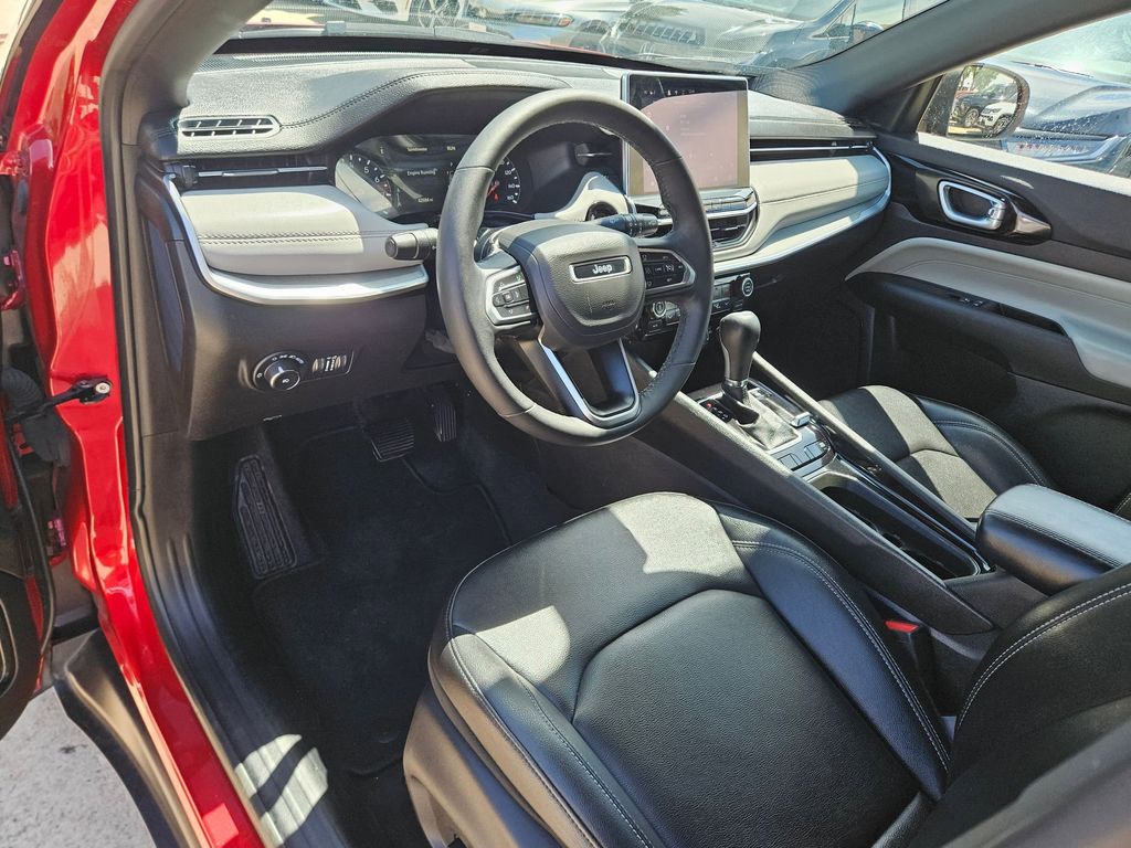 Thumbnail: 2025 Jeep Compass - 13