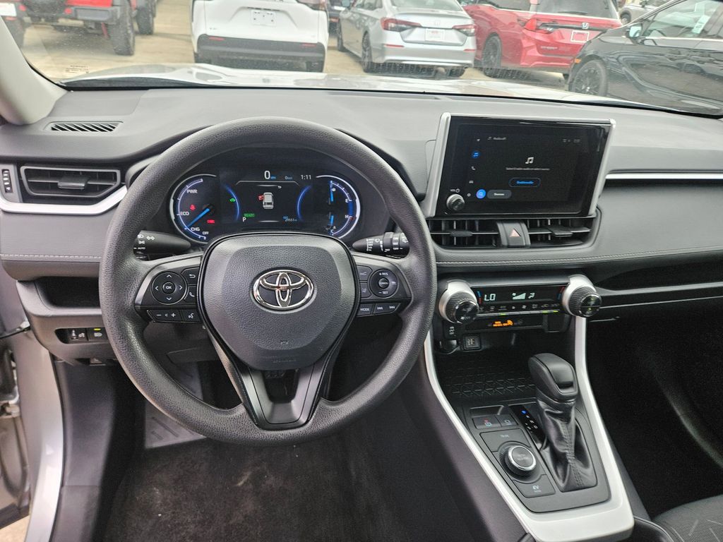 Thumbnail: 2025 Toyota RAV4 - 17