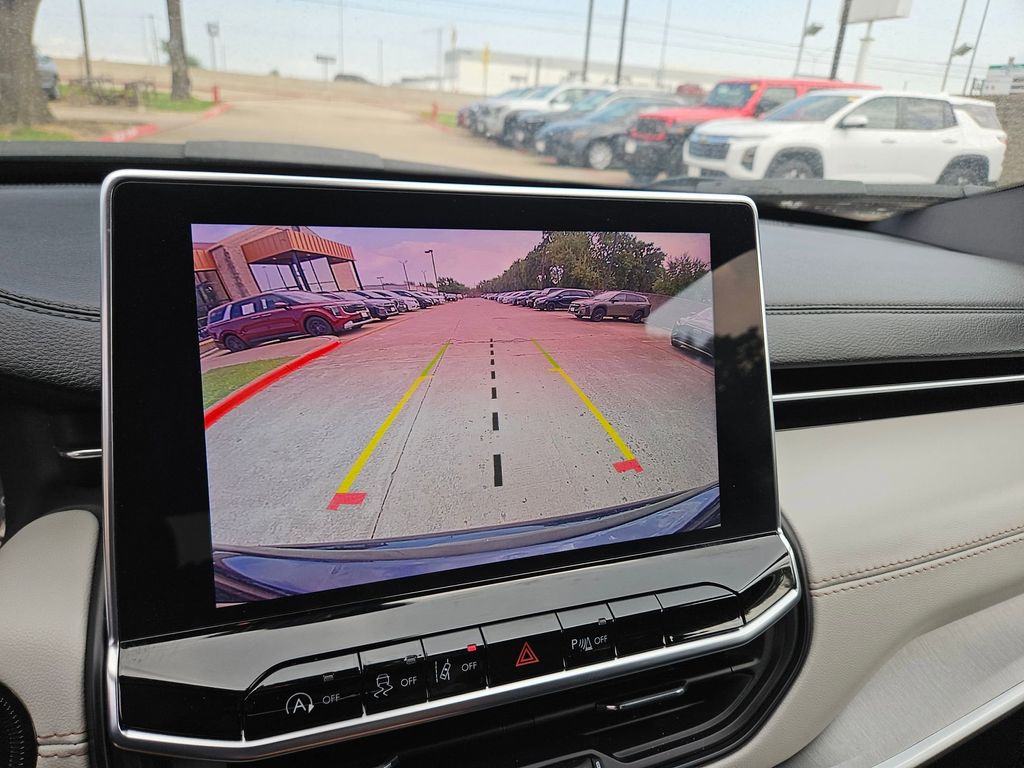 Thumbnail: 2025 Jeep Compass - 22