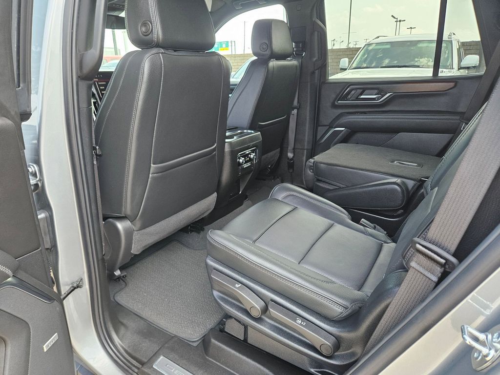 Thumbnail: 2025 GMC Yukon - 27