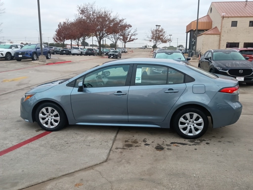 Thumbnail: 2024 Toyota Corolla - 4