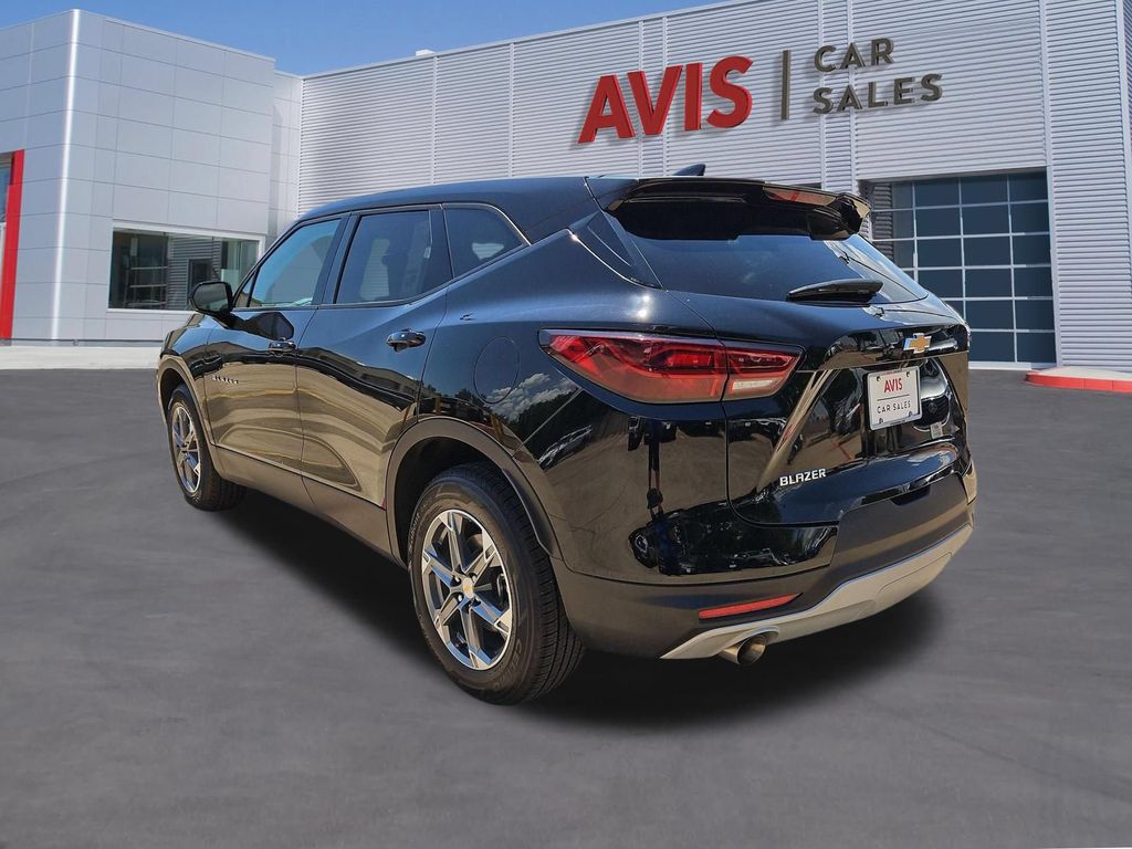 Thumbnail: 2025 Chevrolet Blazer - 9