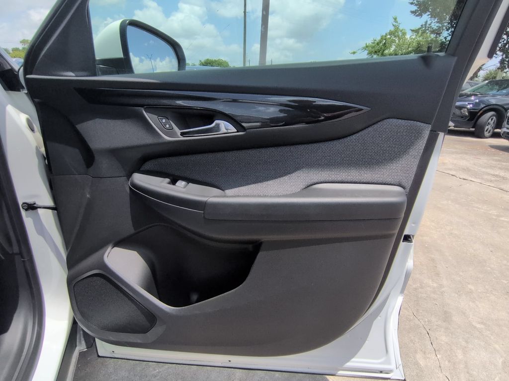2025 Chevrolet Trailblazer LT - Photo 32