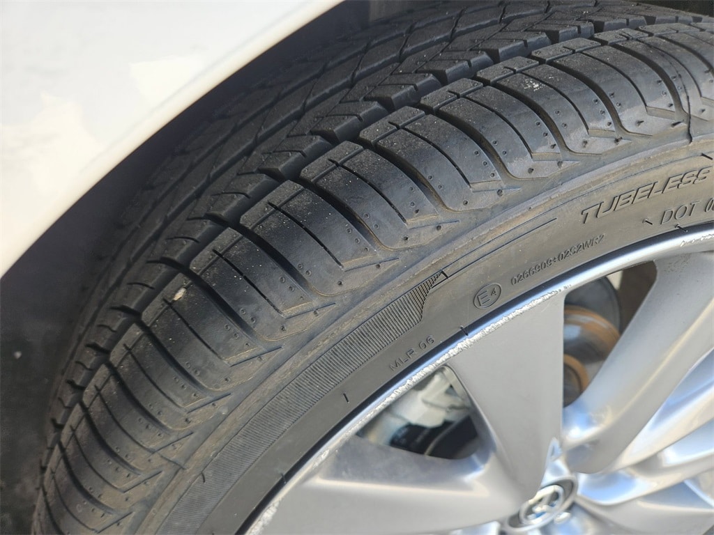 Thumbnail: 2025 Mazda Mazda3 - 30