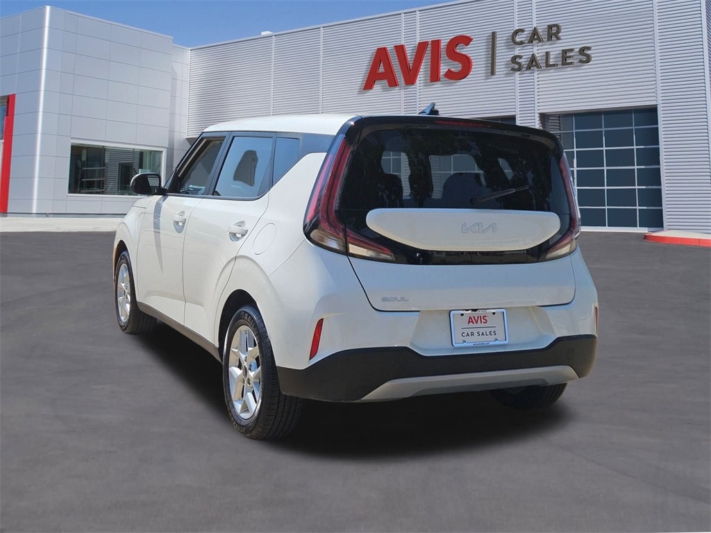 Thumbnail: 2023 Kia Soul - 9
