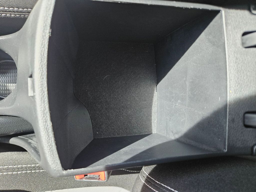 Thumbnail: 2025 Hyundai Venue - 30