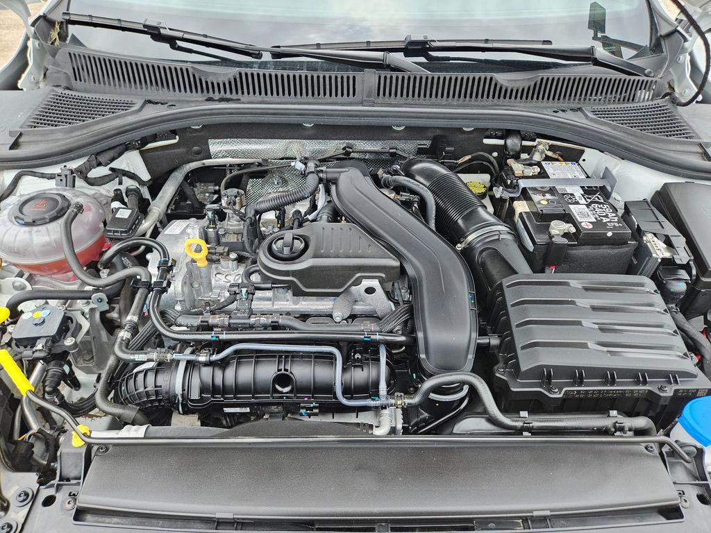 Thumbnail: 2025 Volkswagen Jetta - 23