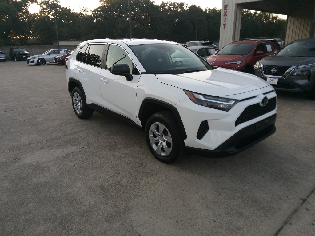 Thumbnail: 2025 Toyota RAV4 - 3
