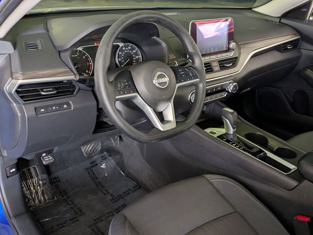 Thumbnail: 2025 Nissan Altima - 14