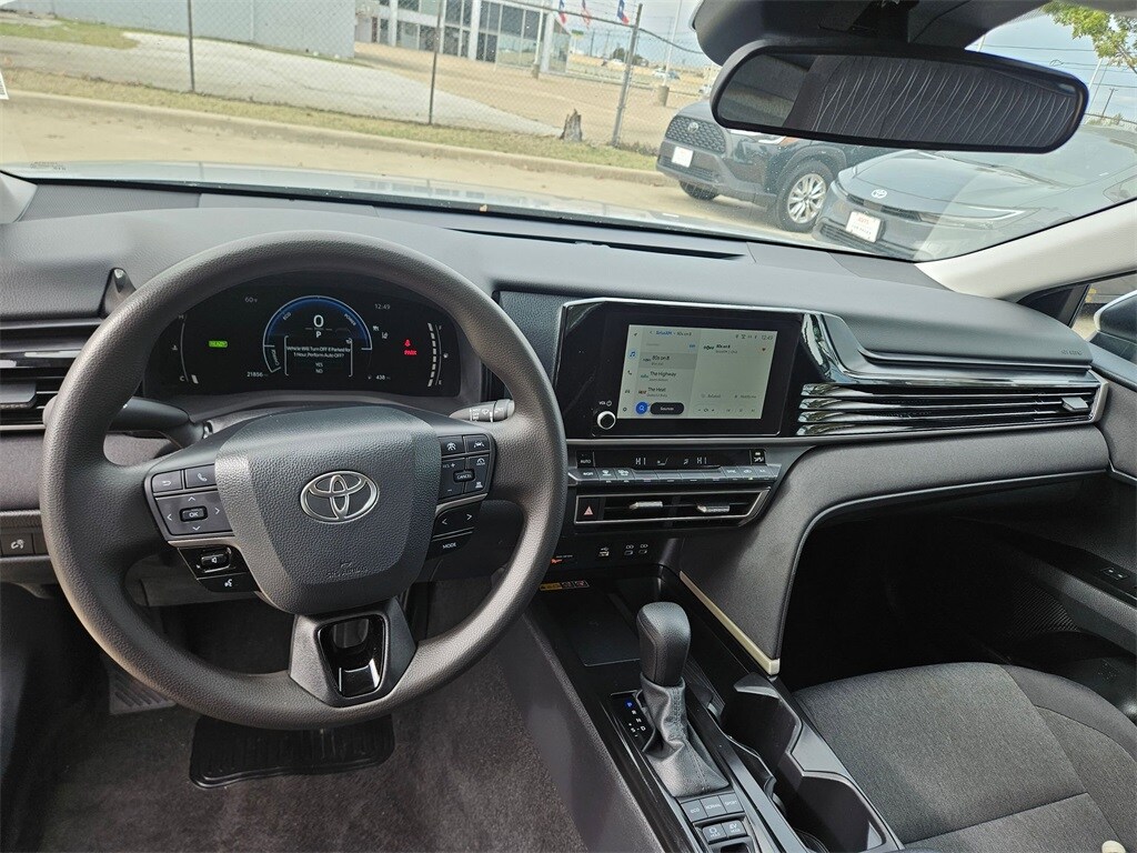Thumbnail: 2025 Toyota Camry - 12