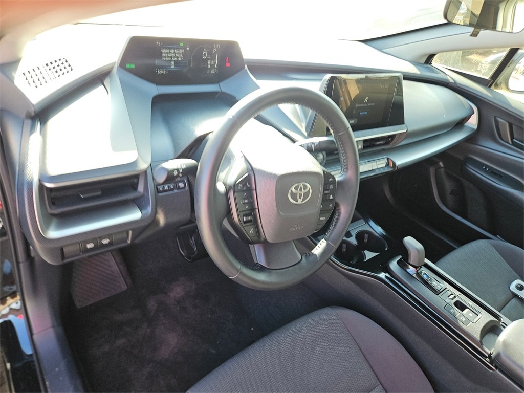 Thumbnail: 2025 Toyota Prius - 13