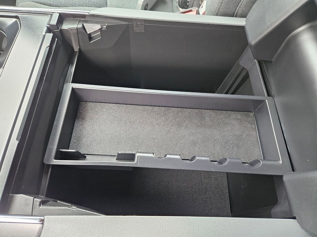 Thumbnail: 2025 Ford F-150 - 30