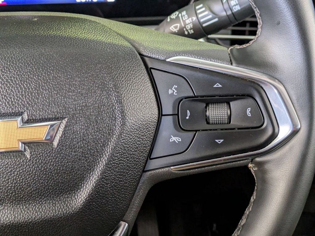 Thumbnail: 2025 Chevrolet Trax - 31