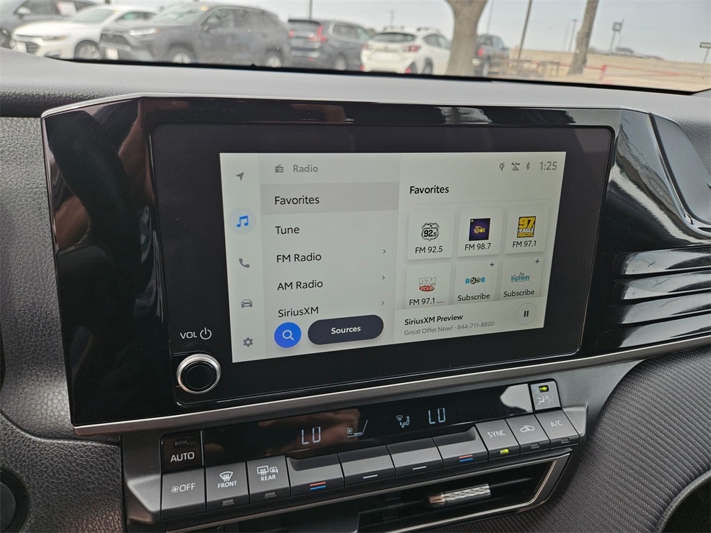 Thumbnail: 2025 Toyota Camry - 21