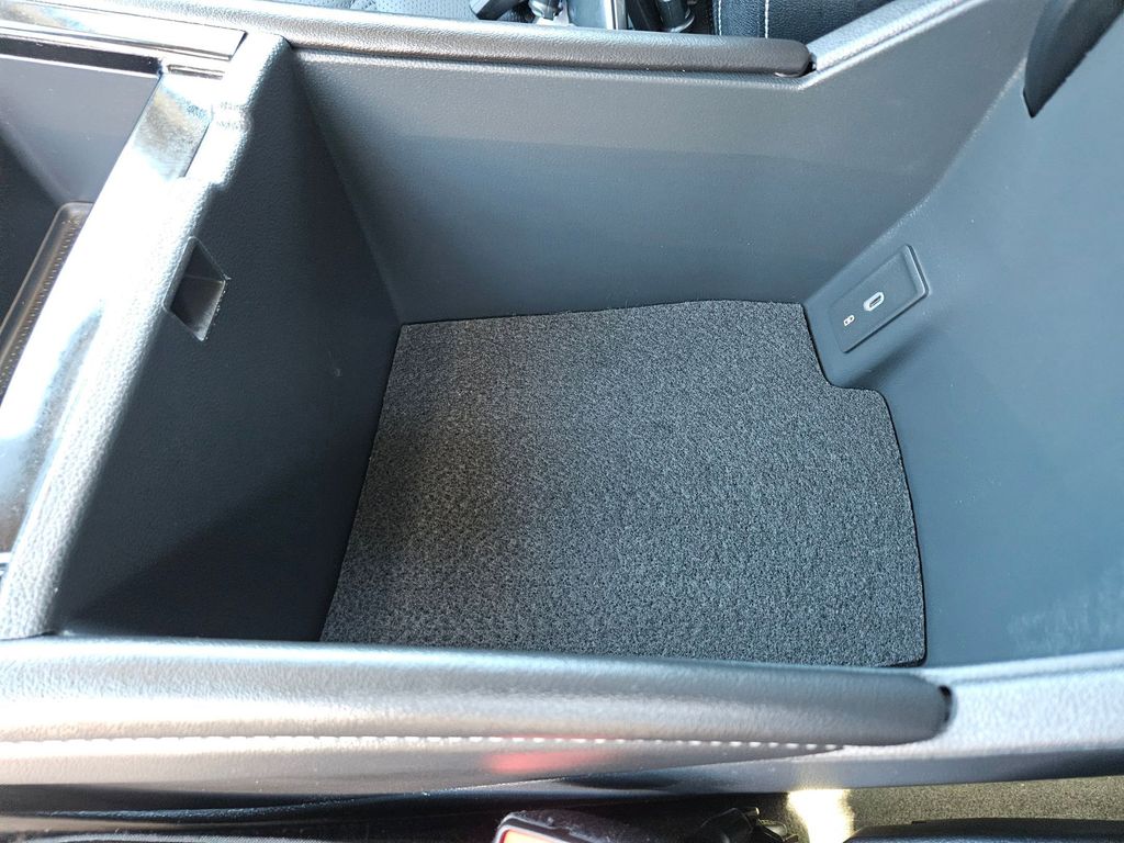 Thumbnail: 2025 Volkswagen Atlas - 30