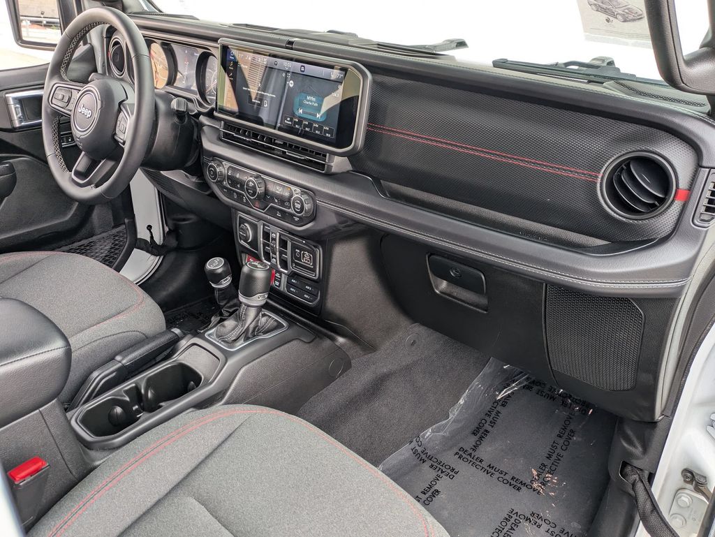 Thumbnail: 2025 Jeep Wrangler - 29