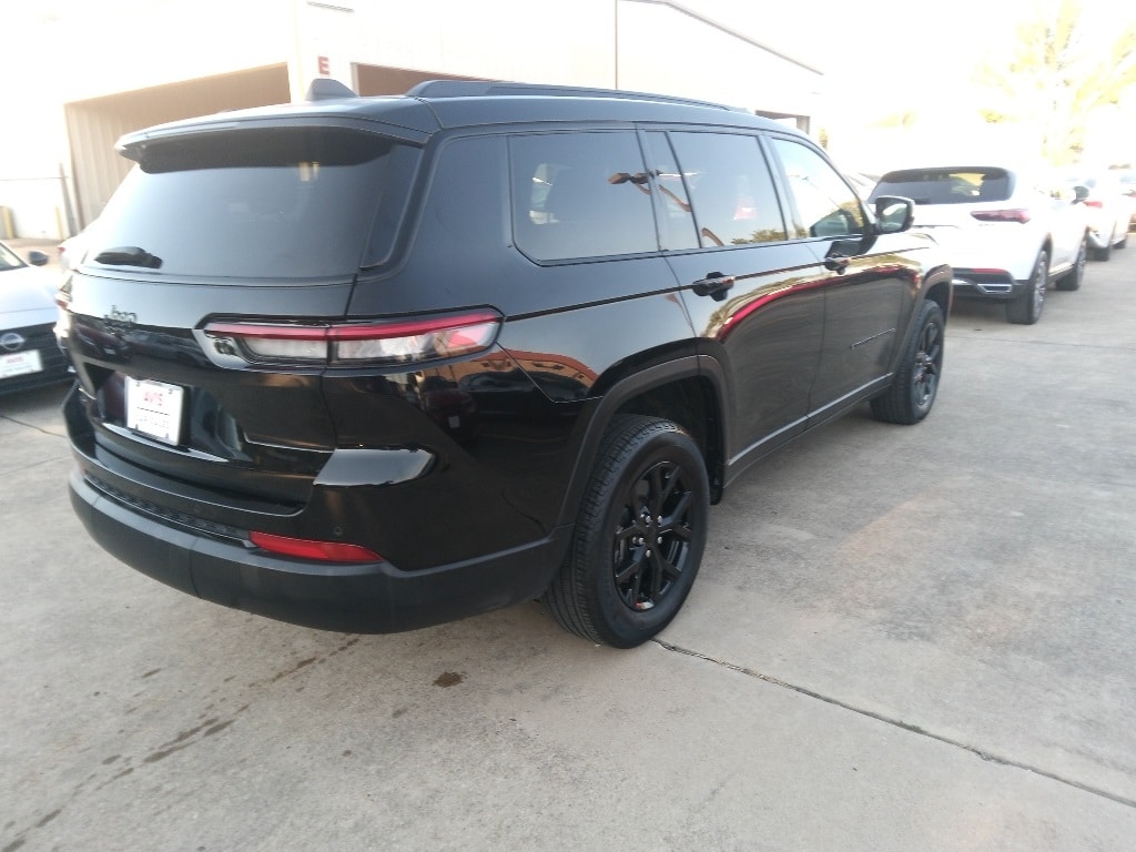 Thumbnail: 2024 Jeep Grand Cherokee L - 5