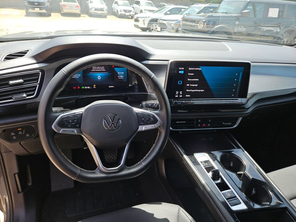 Thumbnail: 2025 Volkswagen Atlas - 17