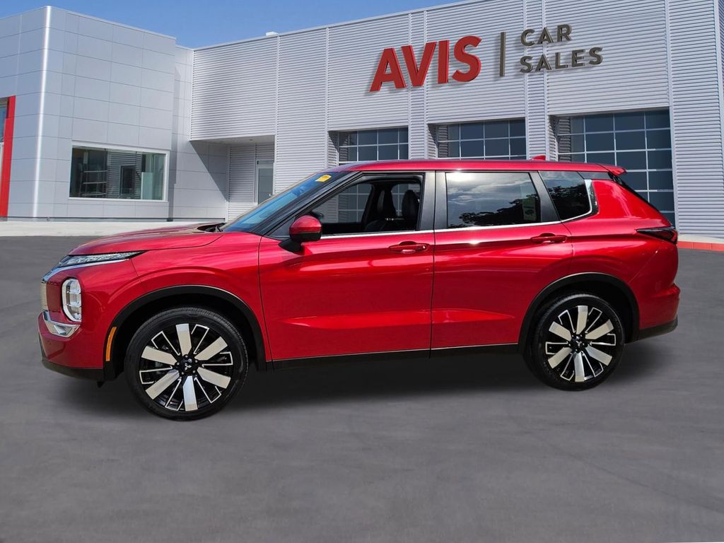Thumbnail: 2025 Mitsubishi Outlander - 2