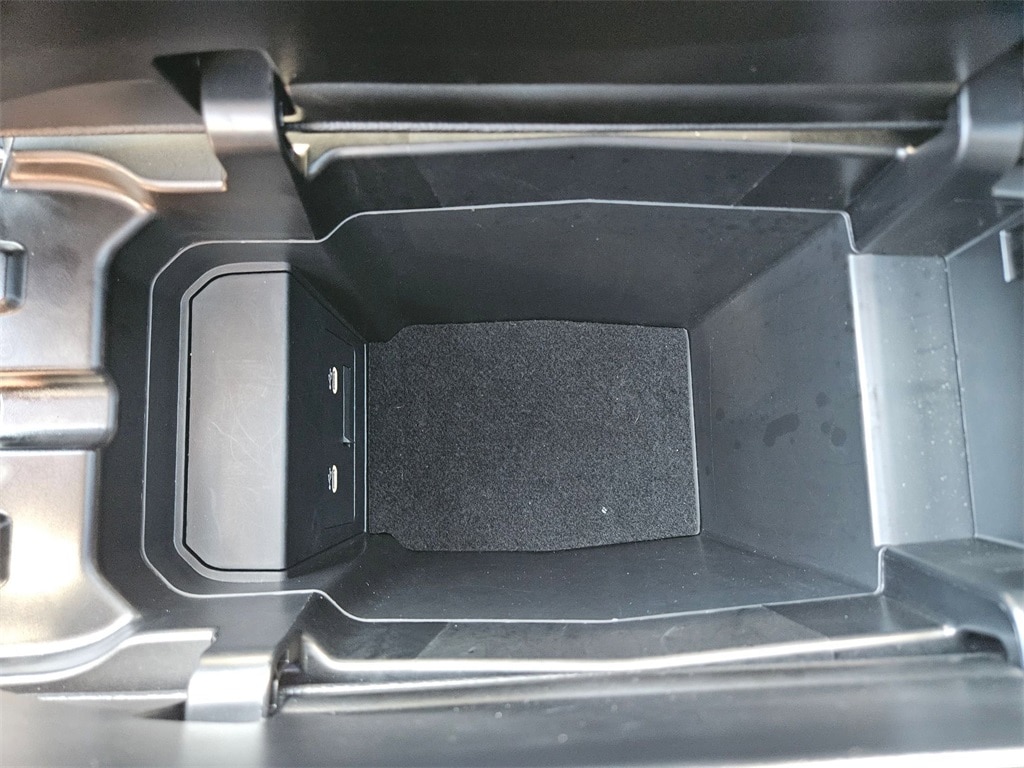 Thumbnail: 2025 Mazda CX-50 - 30