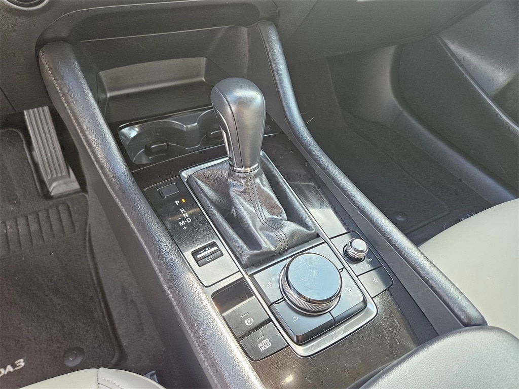 Thumbnail: 2025 Mazda Mazda3 - 18