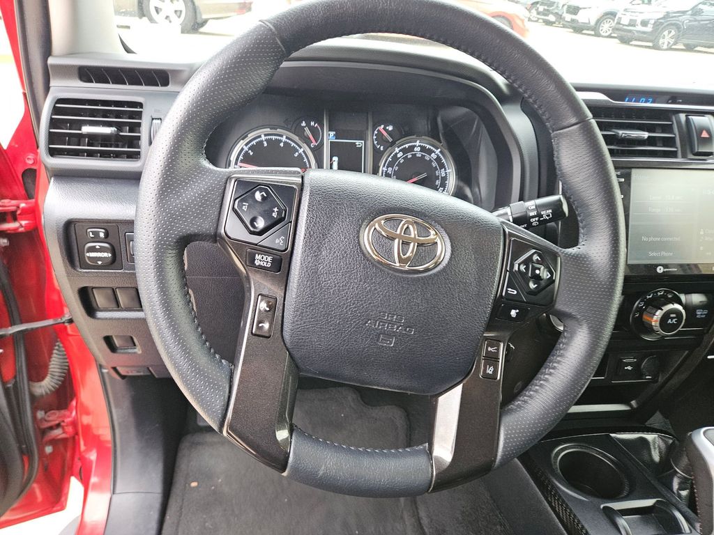Thumbnail: 2024 Toyota 4Runner - 18