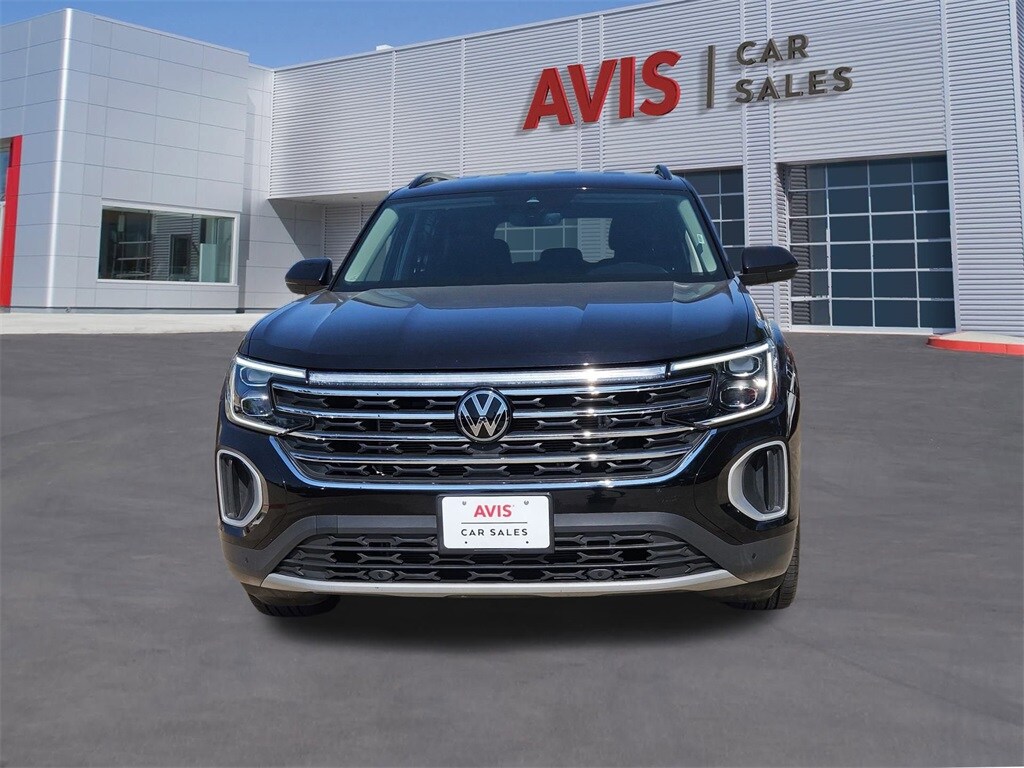 2025 Volkswagen Atlas SE Technology photo 2