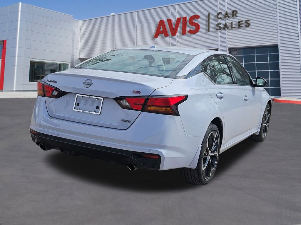 Thumbnail: 2025 Nissan Altima - 6
