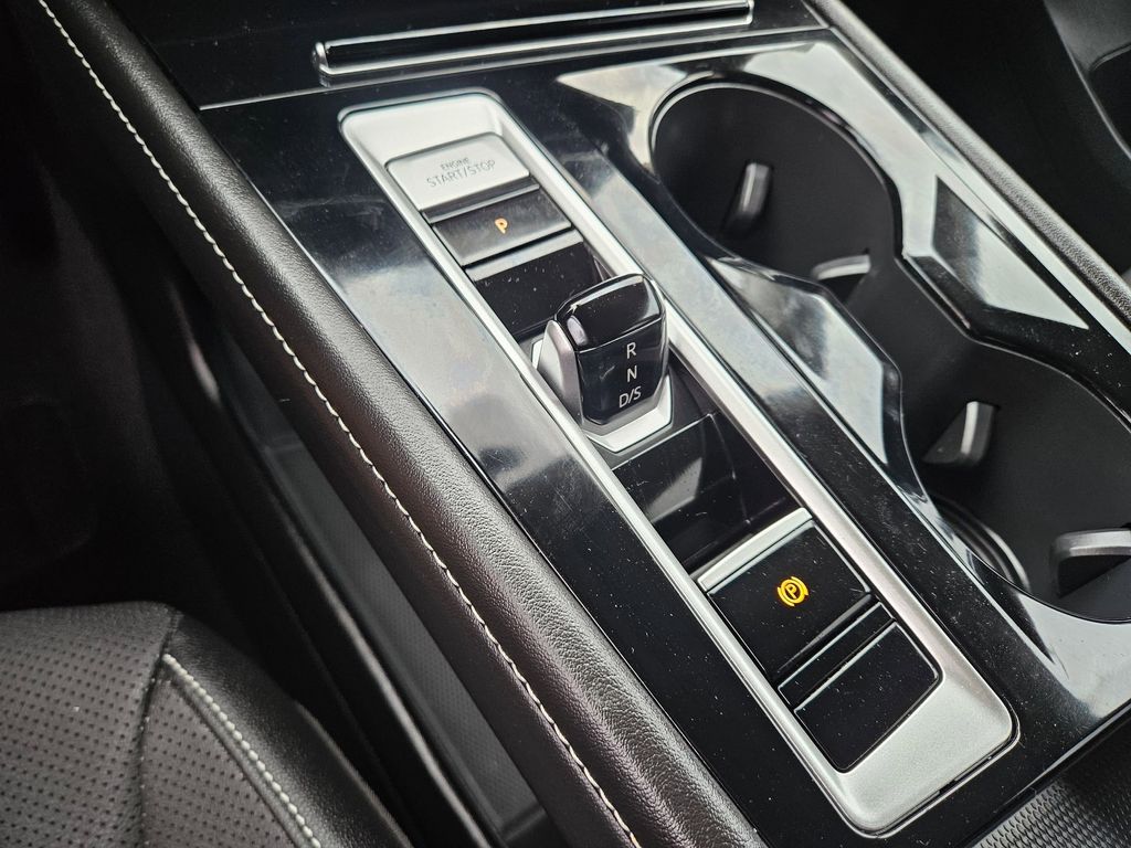 Thumbnail: 2025 Volkswagen Atlas - 28