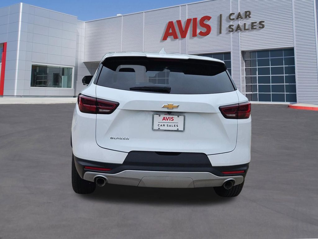 Thumbnail: 2025 Chevrolet Blazer - 5